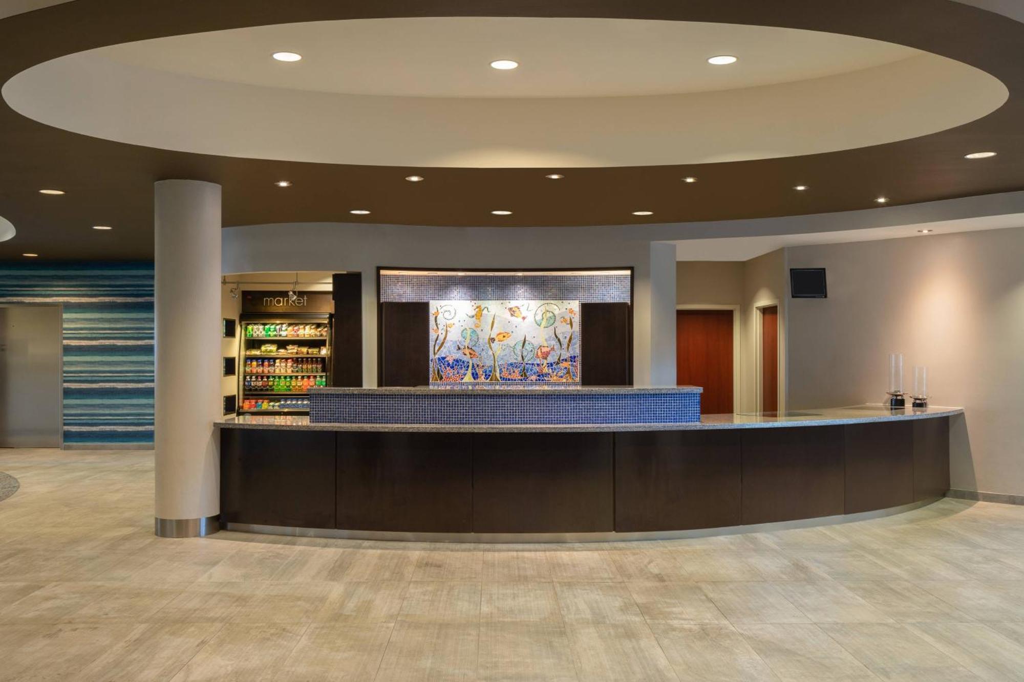 Courtyard By Marriott Fort Lauderdale Airport & Cruise Port Dania Beach Bagian luar foto