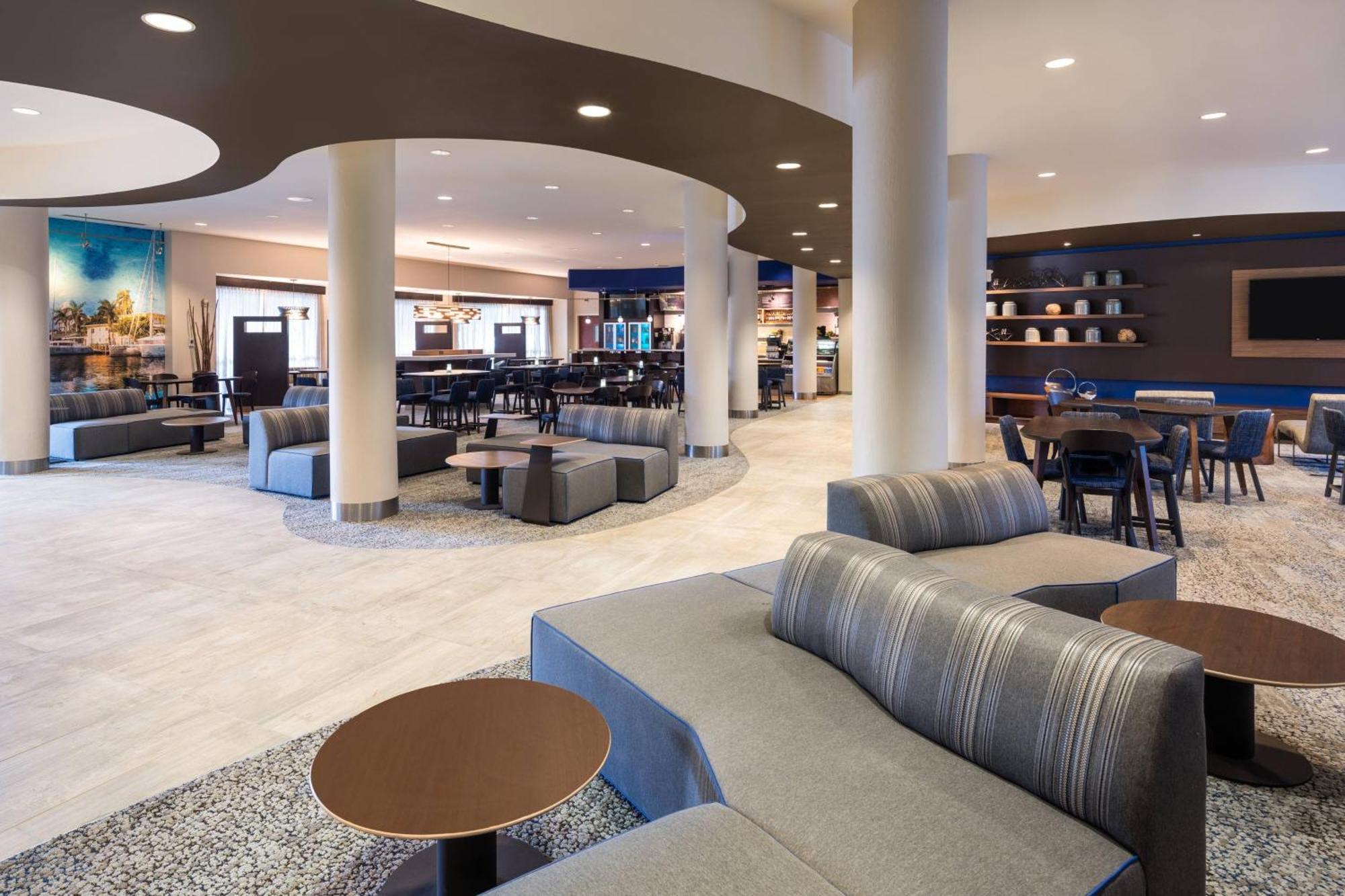 Courtyard By Marriott Fort Lauderdale Airport & Cruise Port Dania Beach Bagian luar foto